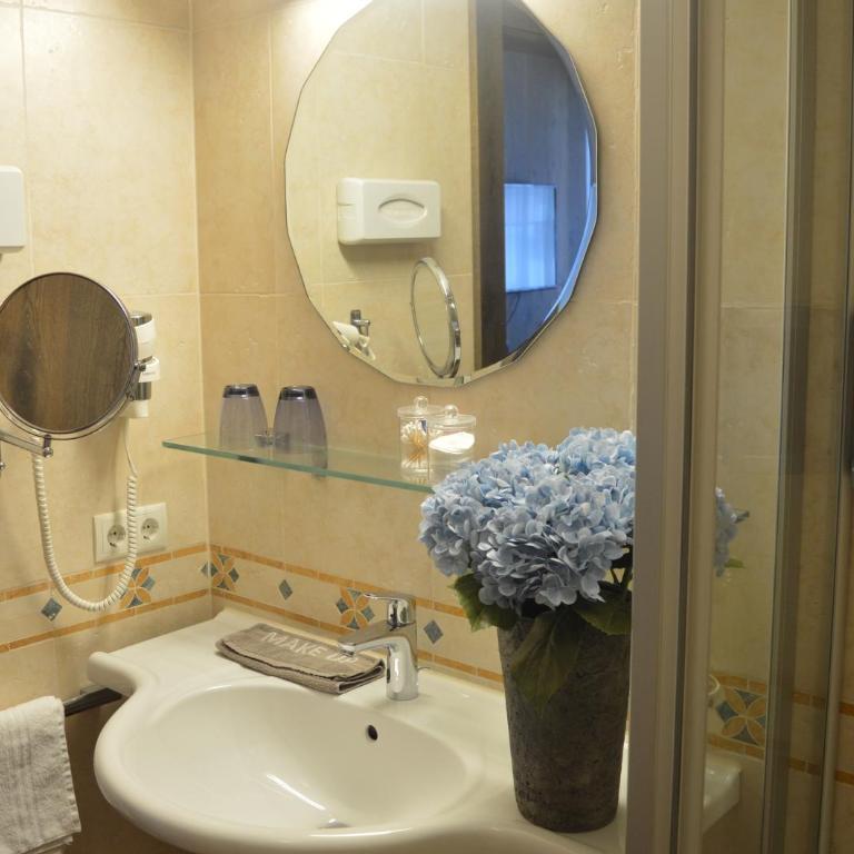 Hotel Jägerhof Mayrhofen - Junior Suite mit Balkon - 7