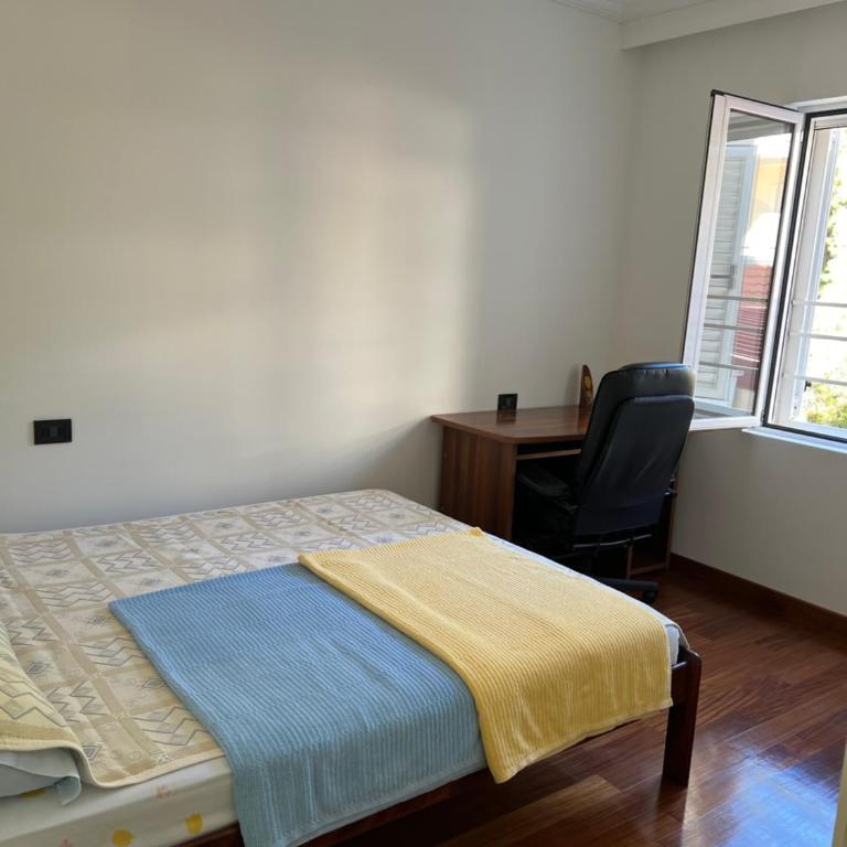 Montenegro Seaside Lux Apartment - Three-Bedroom Apartment - 18