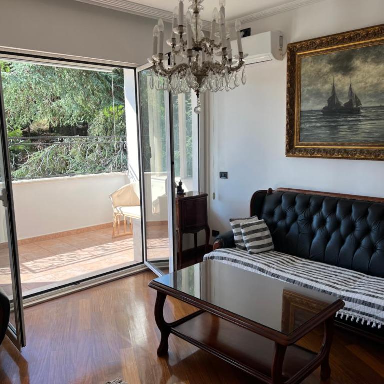 Montenegro Seaside Lux Apartment - Three-Bedroom Apartment - 1
