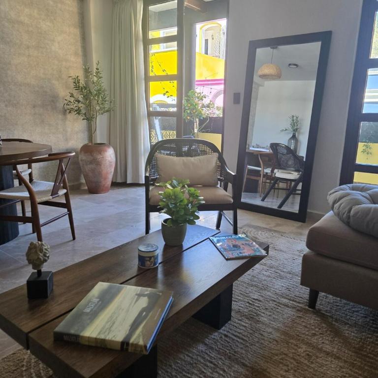 Hermoso Departamento y ubicación Perfecta! - Two-Bedroom Apartment - 20