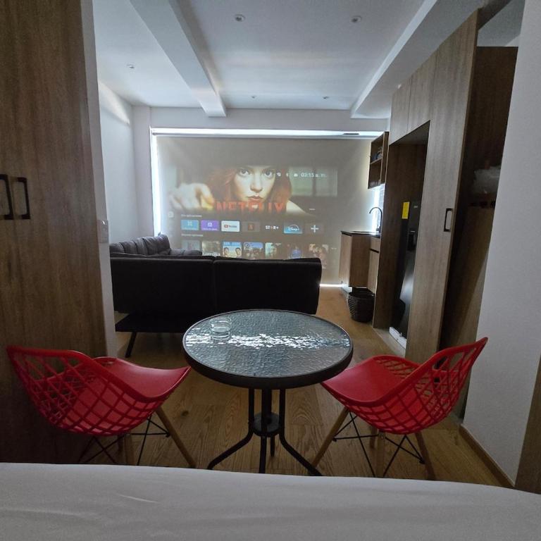 With a private terrace in the heart of the city - One-Bedroom Apartment - 3