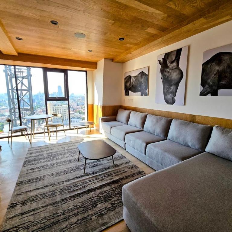With a private terrace in the heart of the city - One-Bedroom Apartment - 8