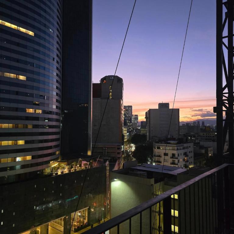 With a private terrace in the heart of the city - One-Bedroom Apartment - 9