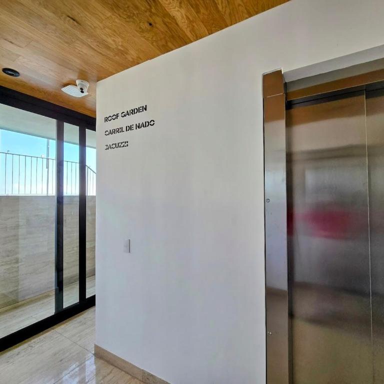 With a private terrace in the heart of the city - One-Bedroom Apartment - 23