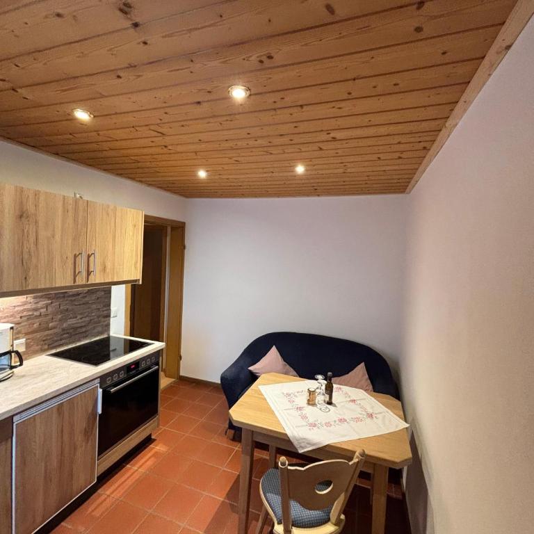 Café Chiemgau und Gästehaus - Apartment mit Terrasse - 3