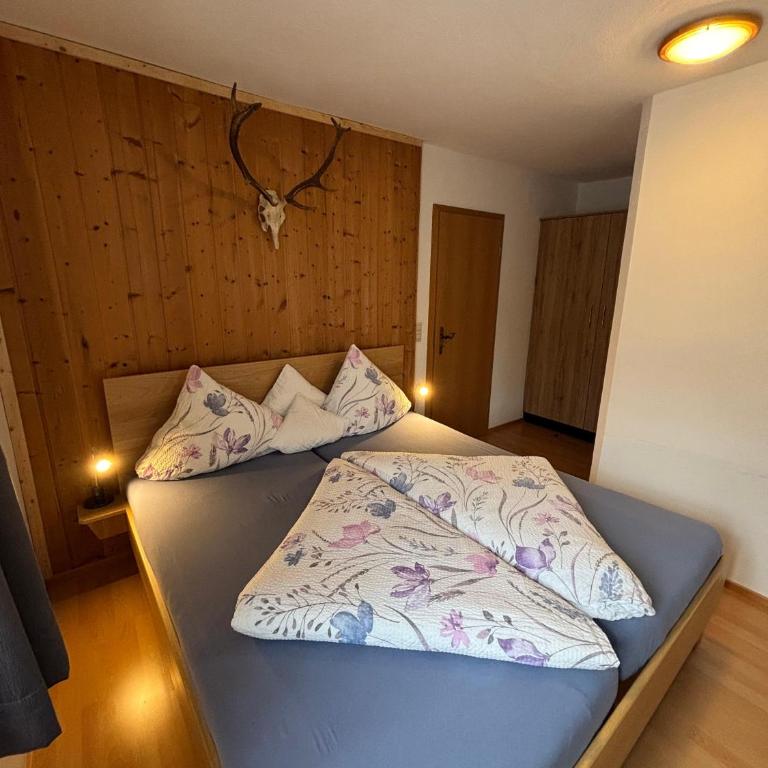 Café Chiemgau und Gästehaus - Standard Apartment - 1
