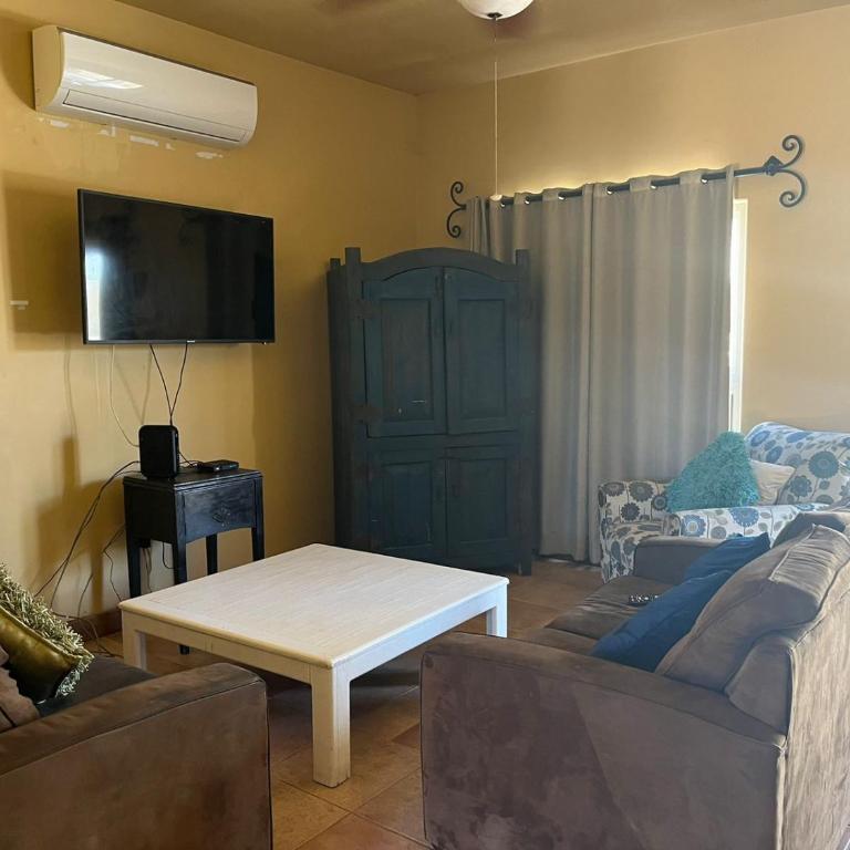 Casa Cupulas - Three-Bedroom House - 3