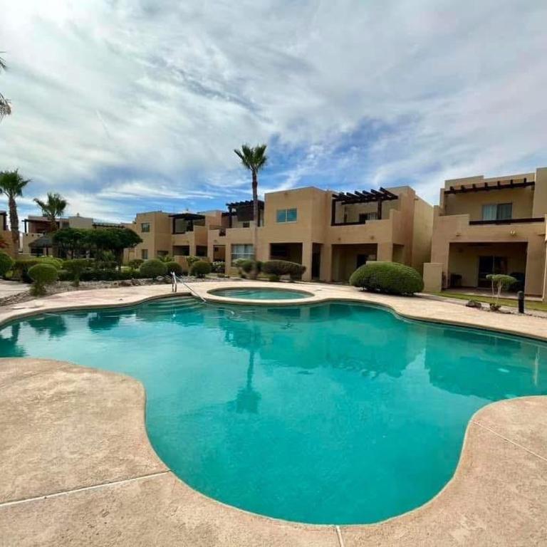 Casa Cupulas - Three-Bedroom House - 7