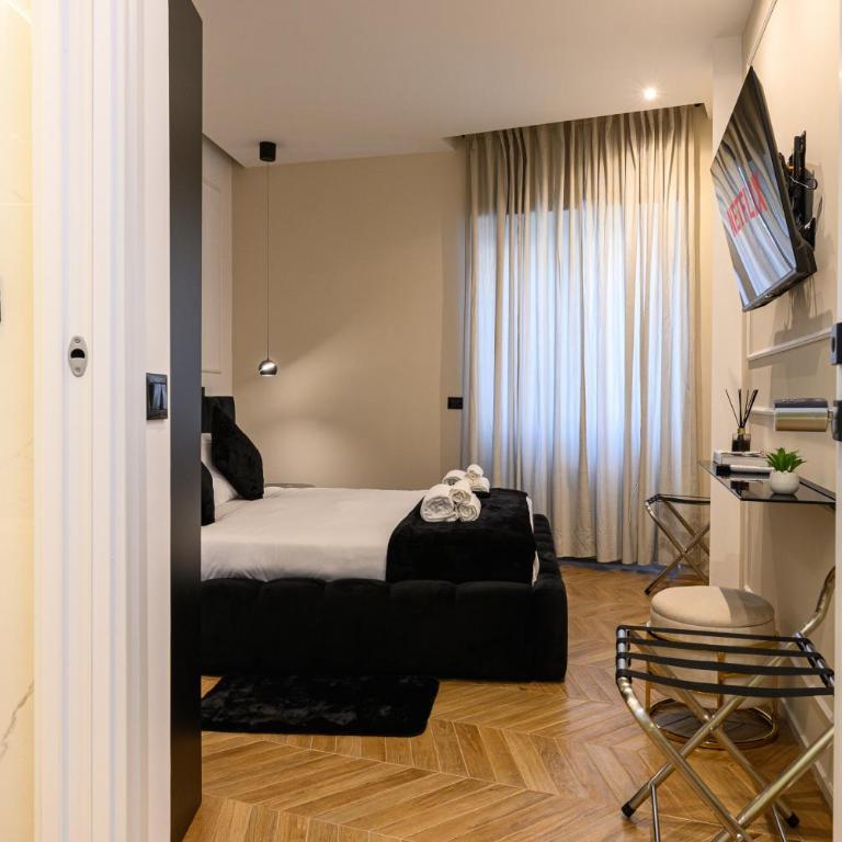 Rome Elegant Suite - Camera King Superior - 2