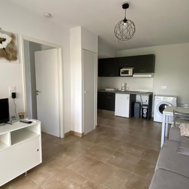 T2 Climatisé à Argelès-sur-Mer avec Terrasse, Jardin et Parking - FR-1-732-49 - Appartement - 14
