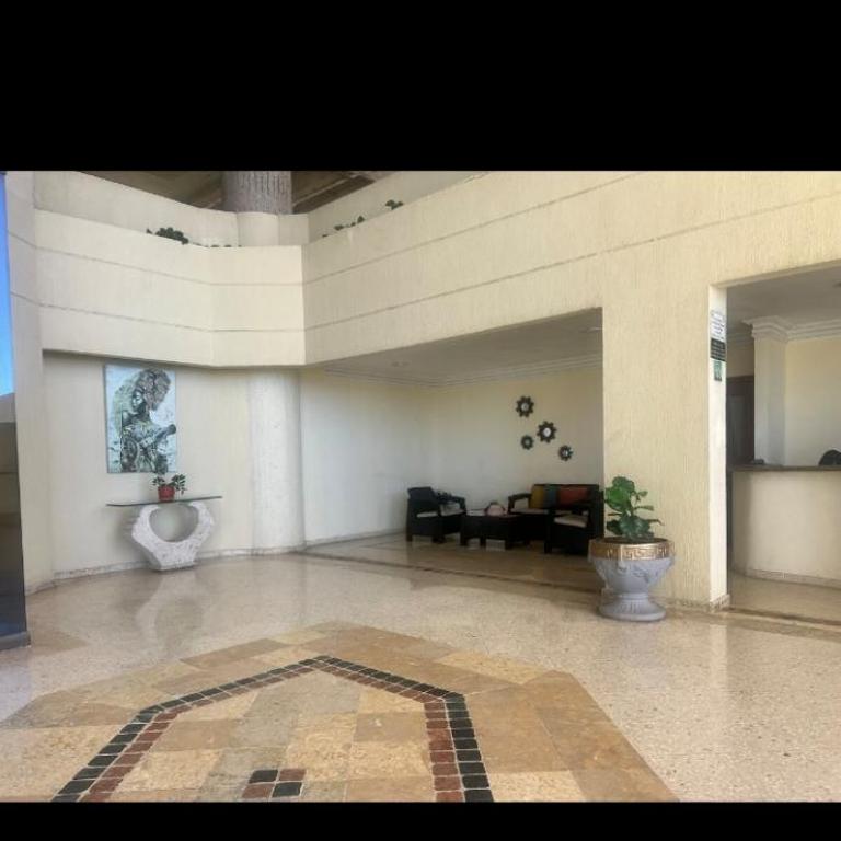 Confortable - One-Bedroom Apartment with Sea View - 5