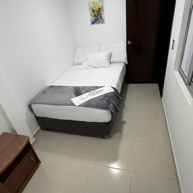 Hotel Villa María Coworking - Small Double Room - 3