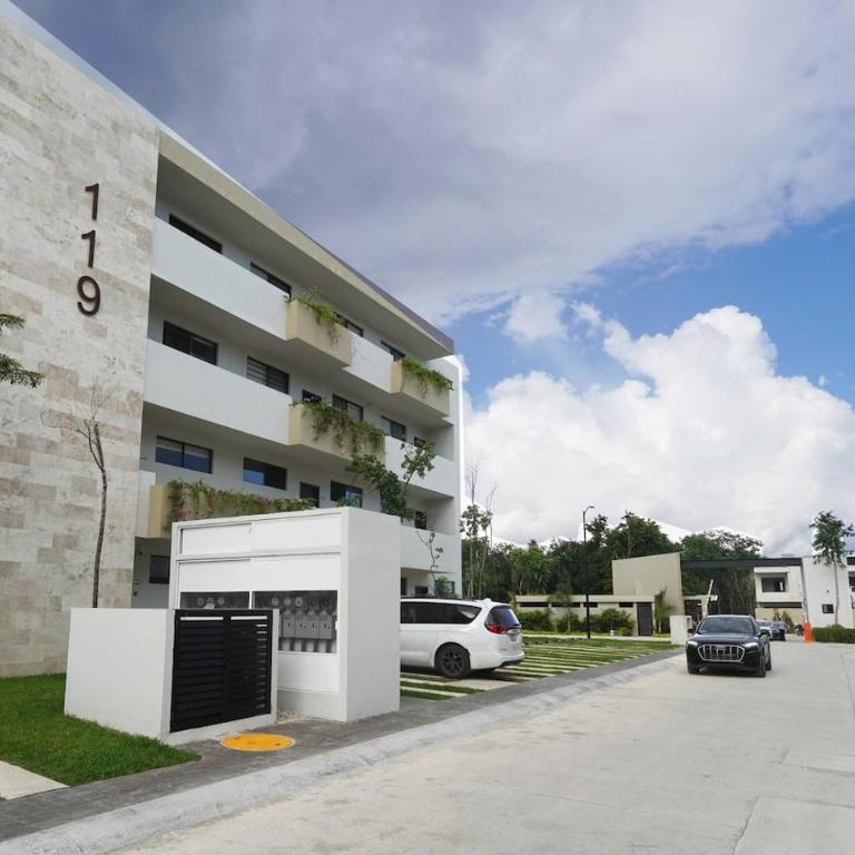 NEW Condo Jaguar 12min to Caribe,Pools,Playground - Three-Bedroom Apartment - 28