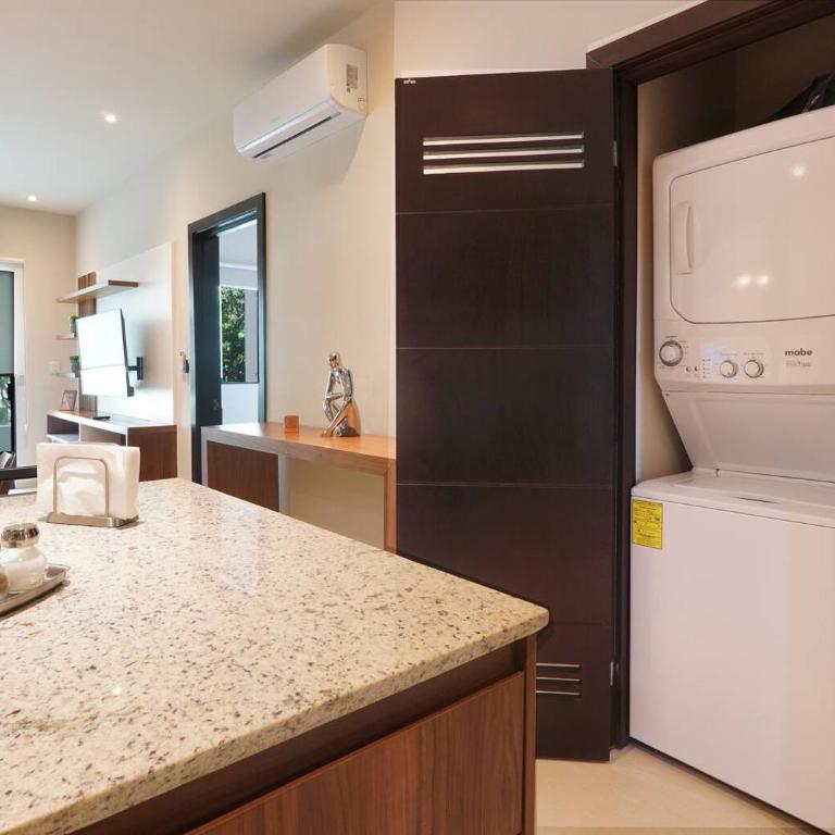 NEW Condo Jaguar 12min to Caribe,Pools,Playground - Three-Bedroom Apartment - 26