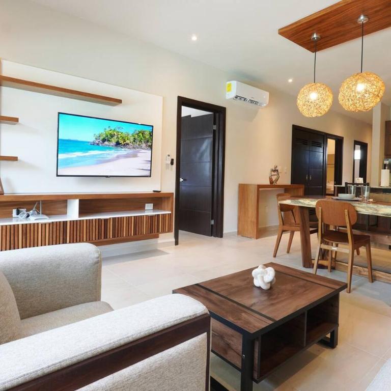 NEW Condo Jaguar 12min to Caribe,Pools,Playground - Three-Bedroom Apartment - 10
