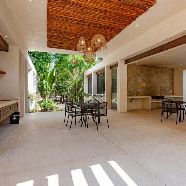 NEW Condo Jaguar 12min to Caribe,Pools,Playground - Three-Bedroom Apartment - 41