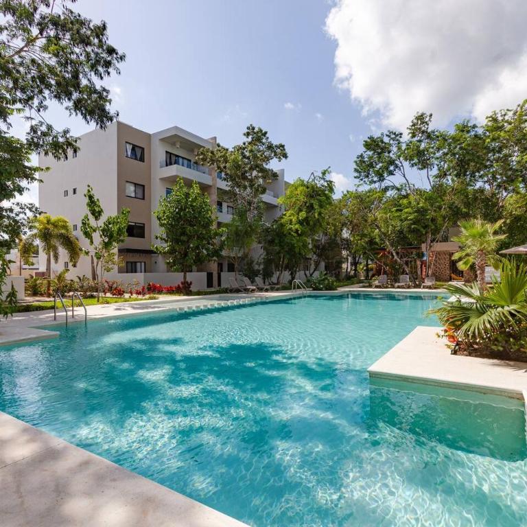NEW Condo Jaguar 12min to Caribe,Pools,Playground - Three-Bedroom Apartment - 33