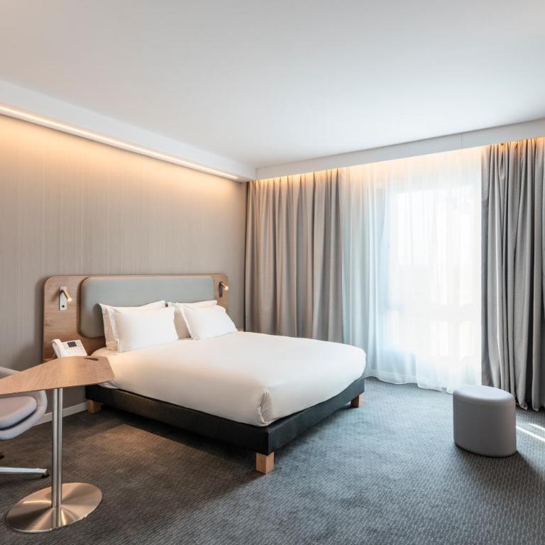 Holiday Inn Express & Suites Reims - Rives de Vesle by IHG - Chambre Standard Lit Queen-Size - 1