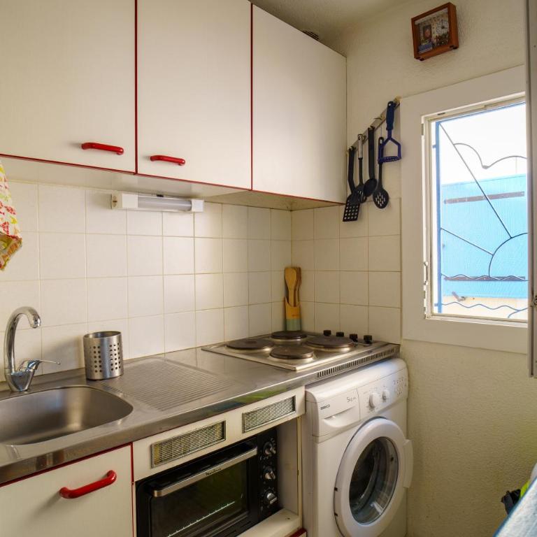La Marina - Vacation Home - 9