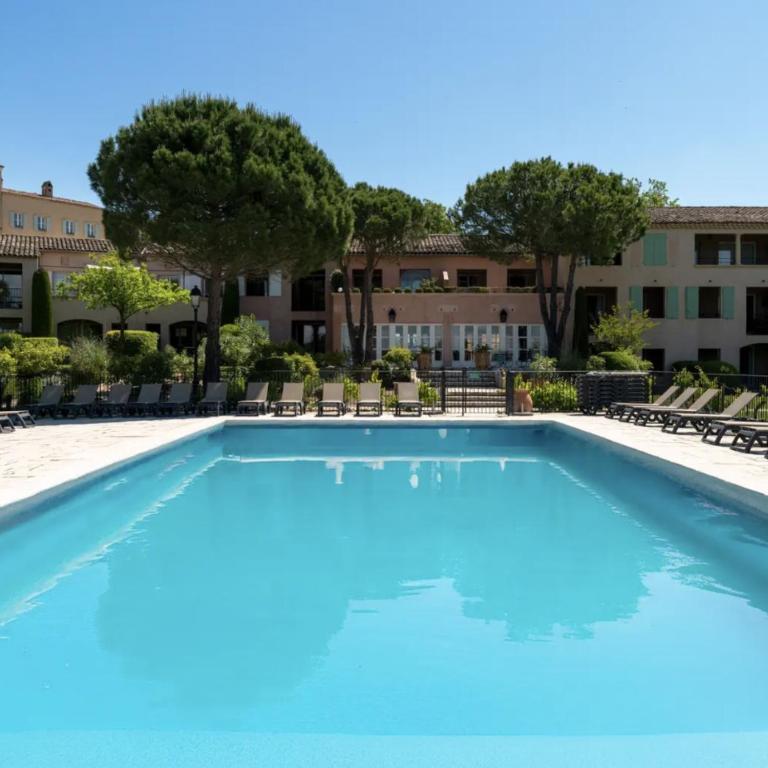 Golf de Pont Royal - appartement paisible rez de jardin - terrasse & piscine - Appartement 1 Chambre - 2