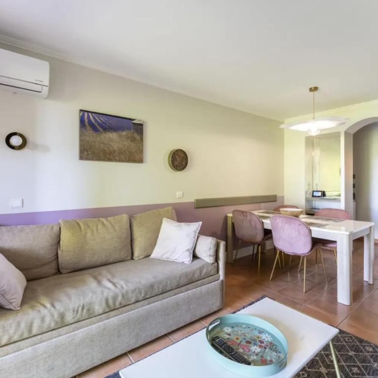 Golf de Pont Royal - appartement paisible rez de jardin - terrasse & piscine - Appartement 1 Chambre - 5