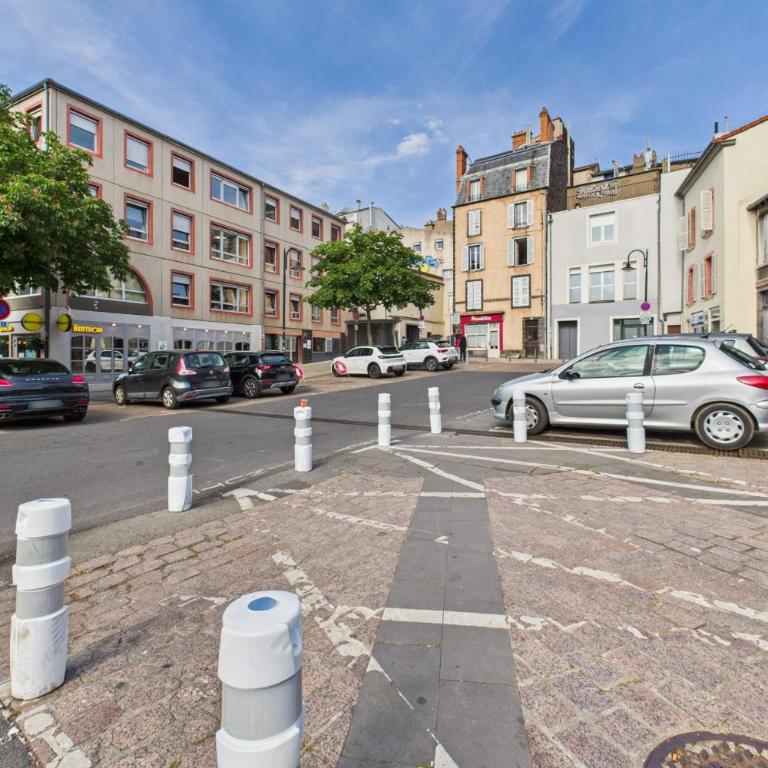Chic T2 rénové au cœur de Clermont-Ferrand à 2 min de Jaude ! - Appartement - 17