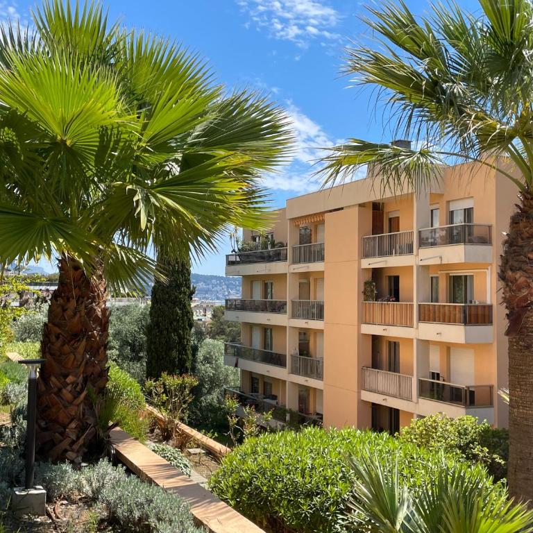 STUDIO BALCON CALME AVEC PARKING 5mn de la MER - Appartement 1 Chambre - 21