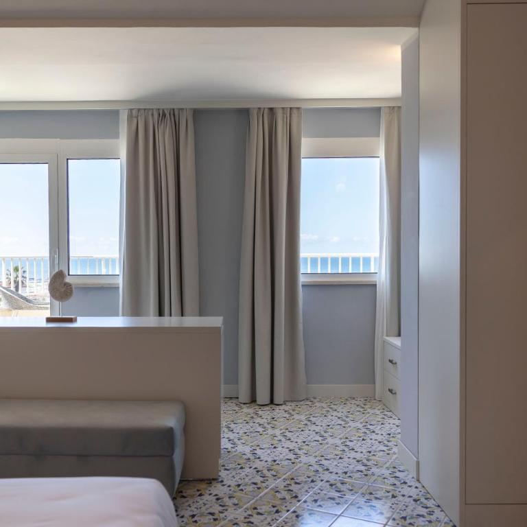 Grand Hotel - Junior Suite Fronte Mare - 7