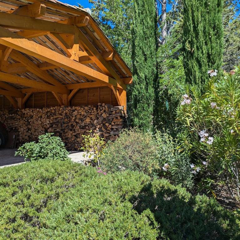 Villa haut de gamme avec piscine et grand jardin - Villa avec Piscine Privée - 68