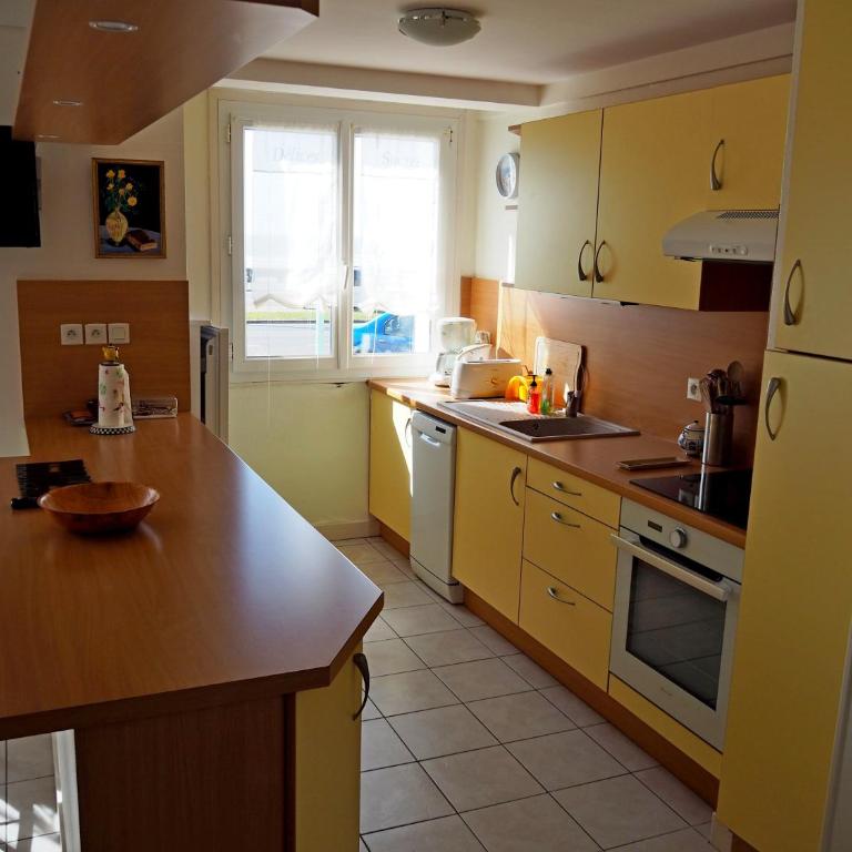 APPARTEMENT FACE MER T2 35 m2 pour 4 personnes proche tous commerces - Apartment mit 1 Schlafzimmer - 2