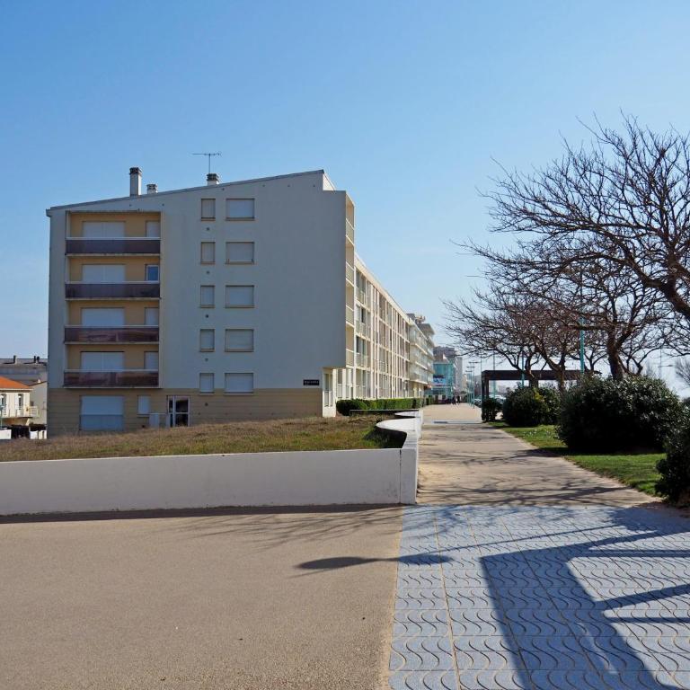 APPARTEMENT FACE MER T2 35 m2 pour 4 personnes proche tous commerces - Apartment mit 1 Schlafzimmer - 25