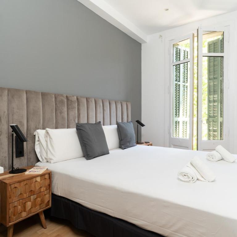 TSA Gran Via - Four-Bedroom Apartment - 2