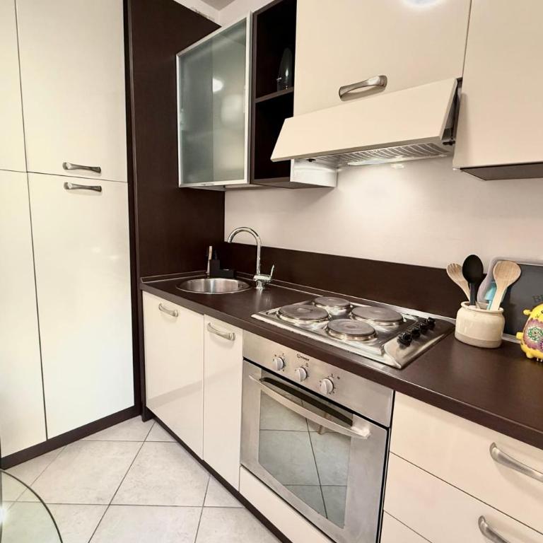 JUAN LES PINS - 2 people - Close to beaches and shops - Appartement - 5