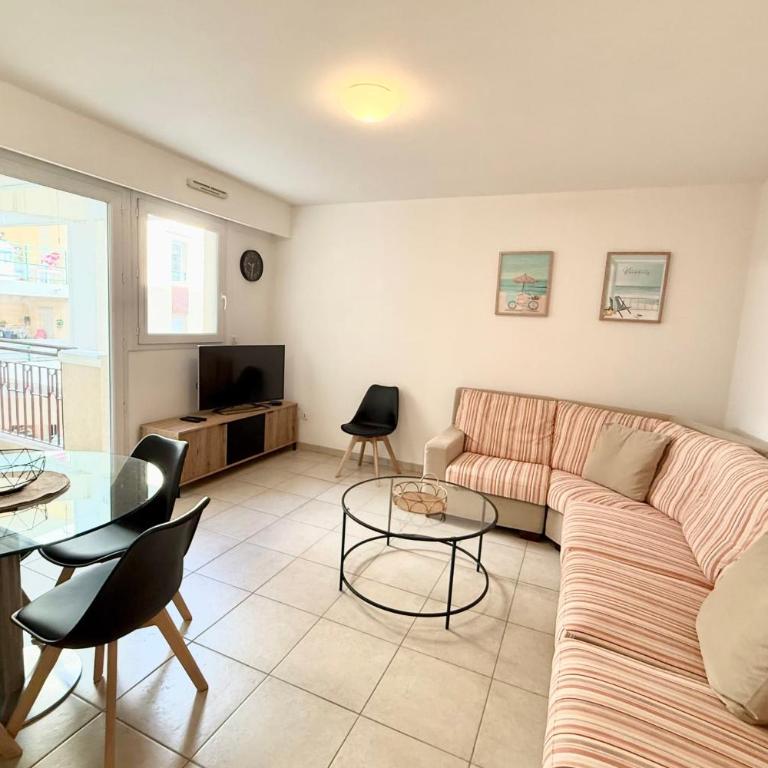 JUAN LES PINS - 2 people - Close to beaches and shops - Appartement - 7