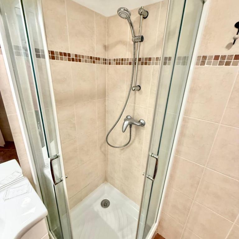 JUAN LES PINS - 2 people - Close to beaches and shops - Appartement - 19