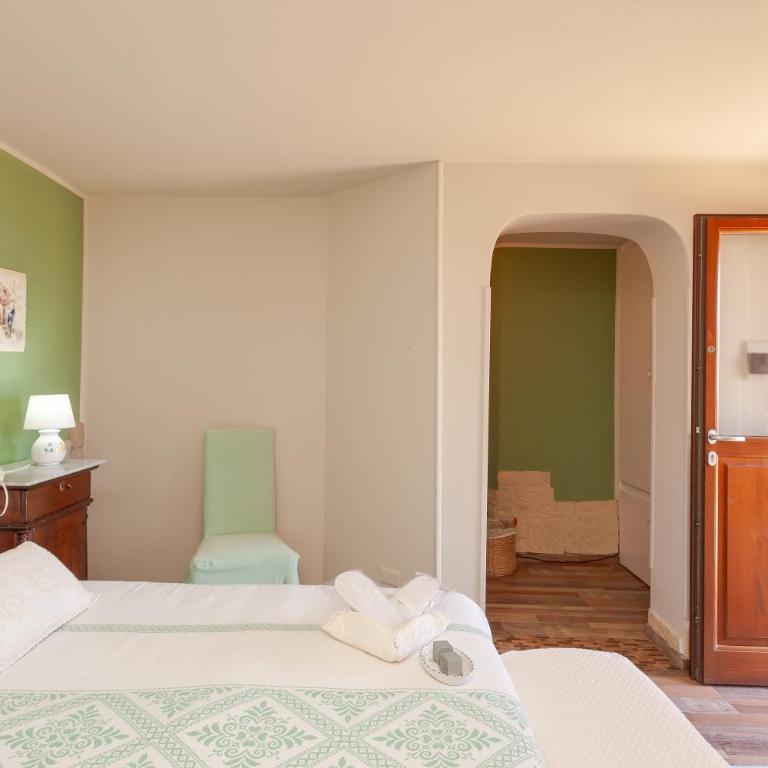 Domus Francy - King Room with Sea View - 7