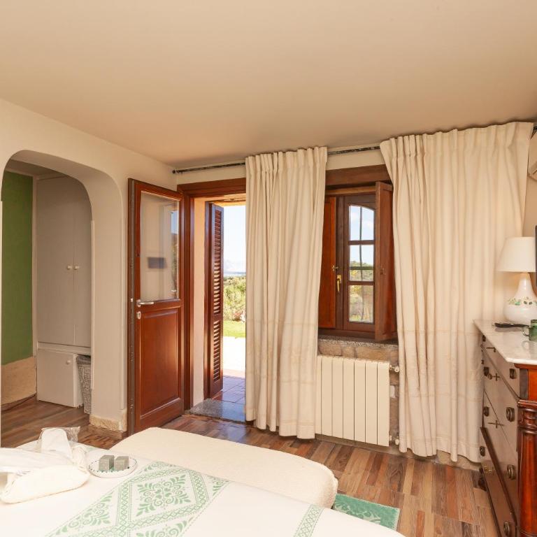 Domus Francy - King Room with Sea View - 2