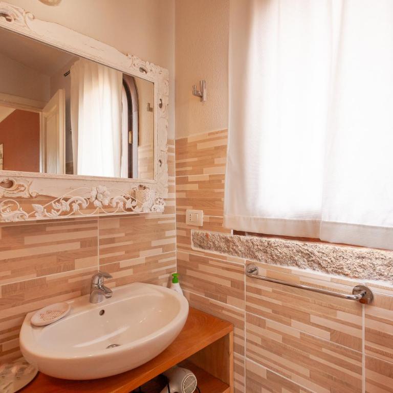 Domus Francy - Junior Suite with Sea View - 8