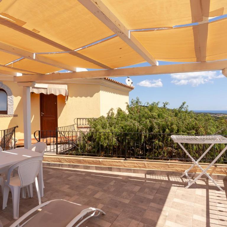 Domus Francy - Deluxe Triple Room with Sea View - 3