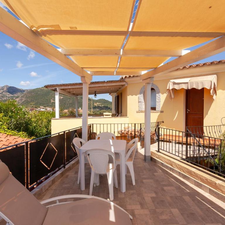 Domus Francy - Deluxe Triple Room with Sea View - 2