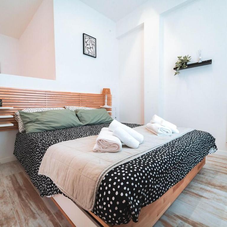 LuxuryResidence Portofino Vistamare&Piscina - Two-Bedroom Apartment - 18