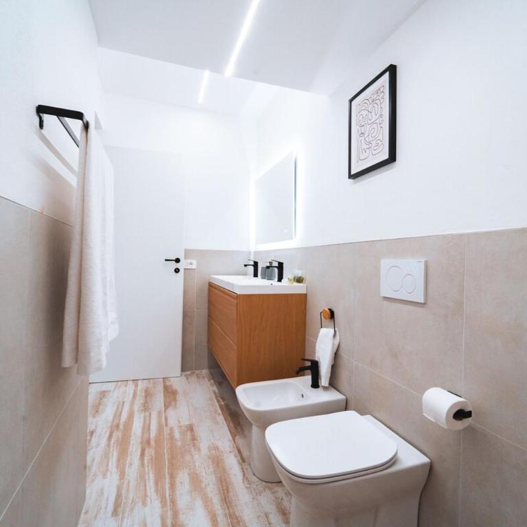 LuxuryResidence Portofino Vistamare&Piscina - Two-Bedroom Apartment - 24