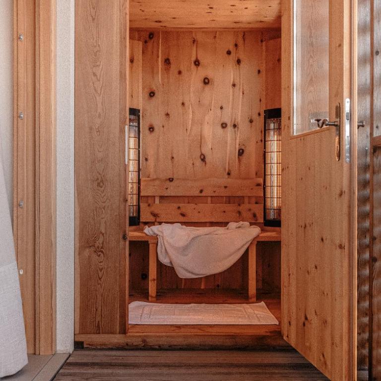 Cristallo Sport & Wellness Hotel - Suite Ampia - 4