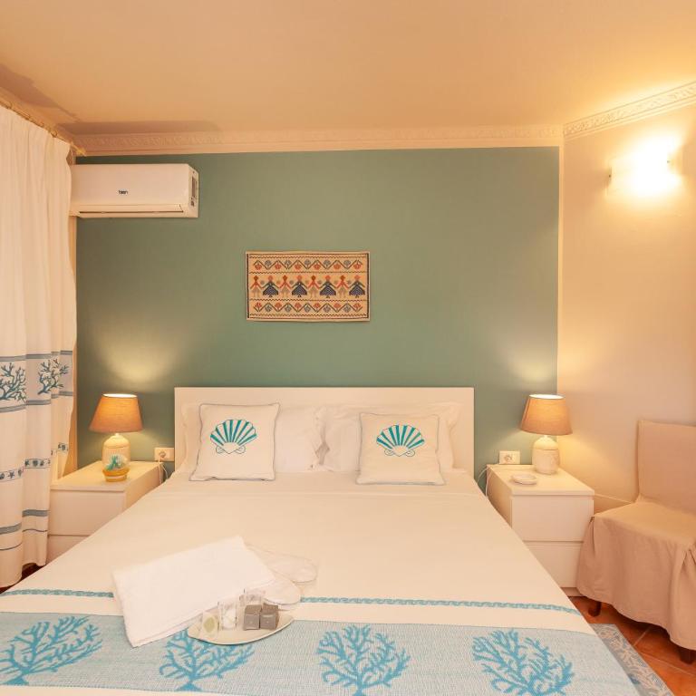 Domus Francy - Deluxe Double Room with Balcony and Sea View - 1