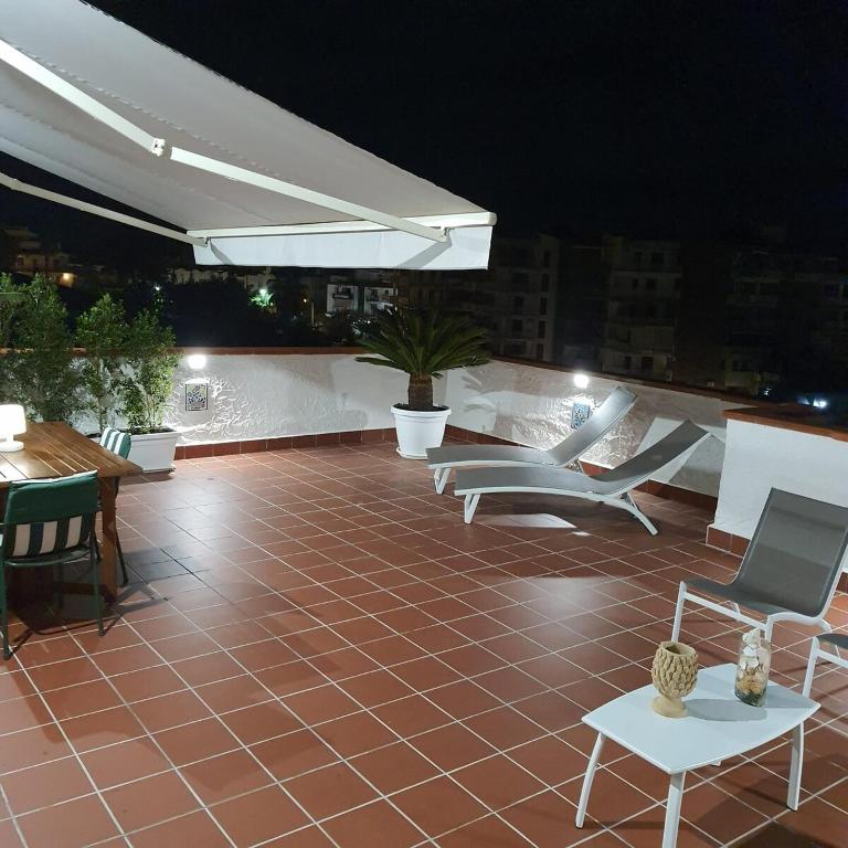 Breathtaking view penthouse 200 meters from the sea - Appartamento con 1 Camera da Letto - 1