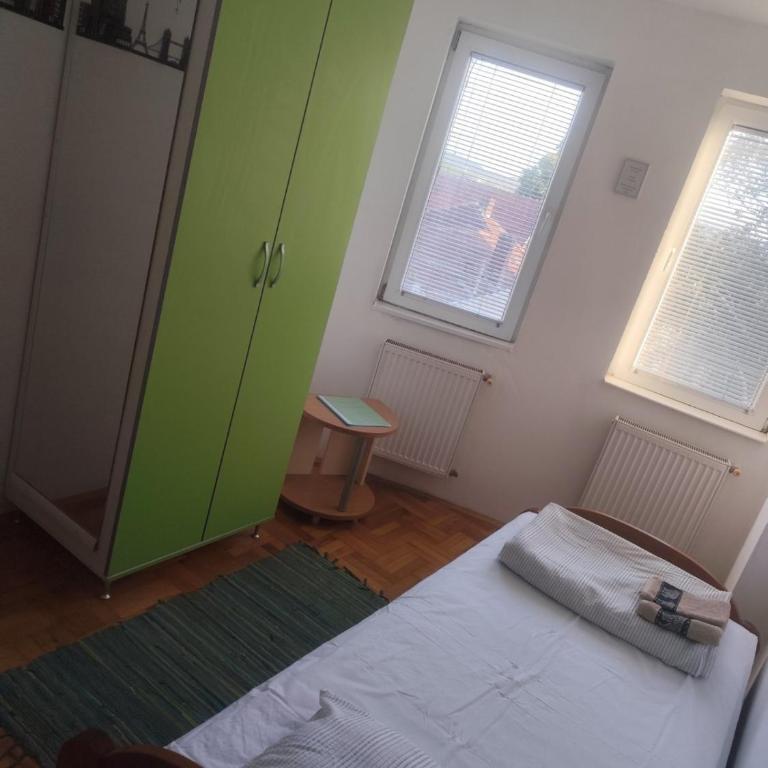 Agape - Single Room - 6