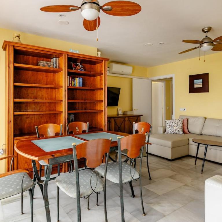 TORREMOLINOS Carihuela BEACH - Apartamento - 2