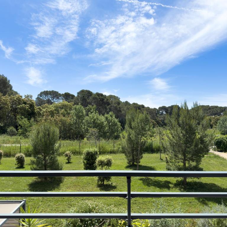 appartement chic LA LONDE LES MAURES - Appartement 2 Chambres - 9