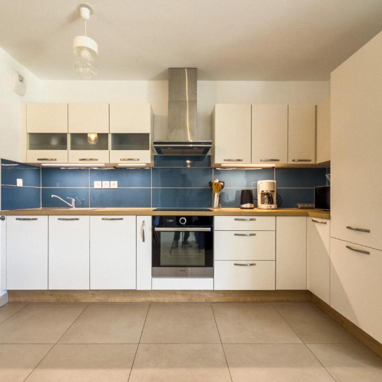 appartement chic LA LONDE LES MAURES - Appartement 2 Chambres - 12