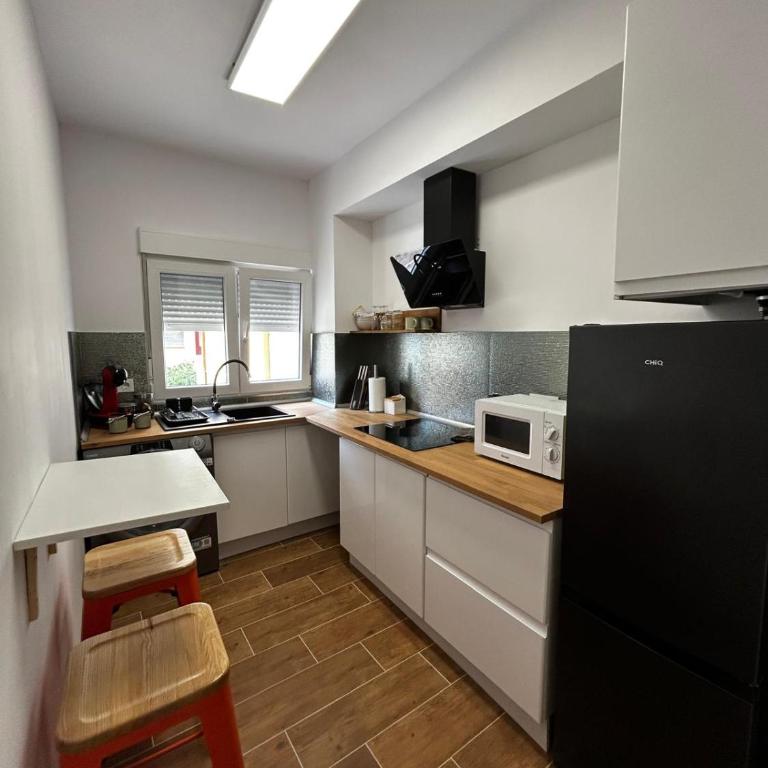 Menorca 100 m de Playa de Gandia 3 personas parking ascensor - Apartamento de 1 dormitorio - 48